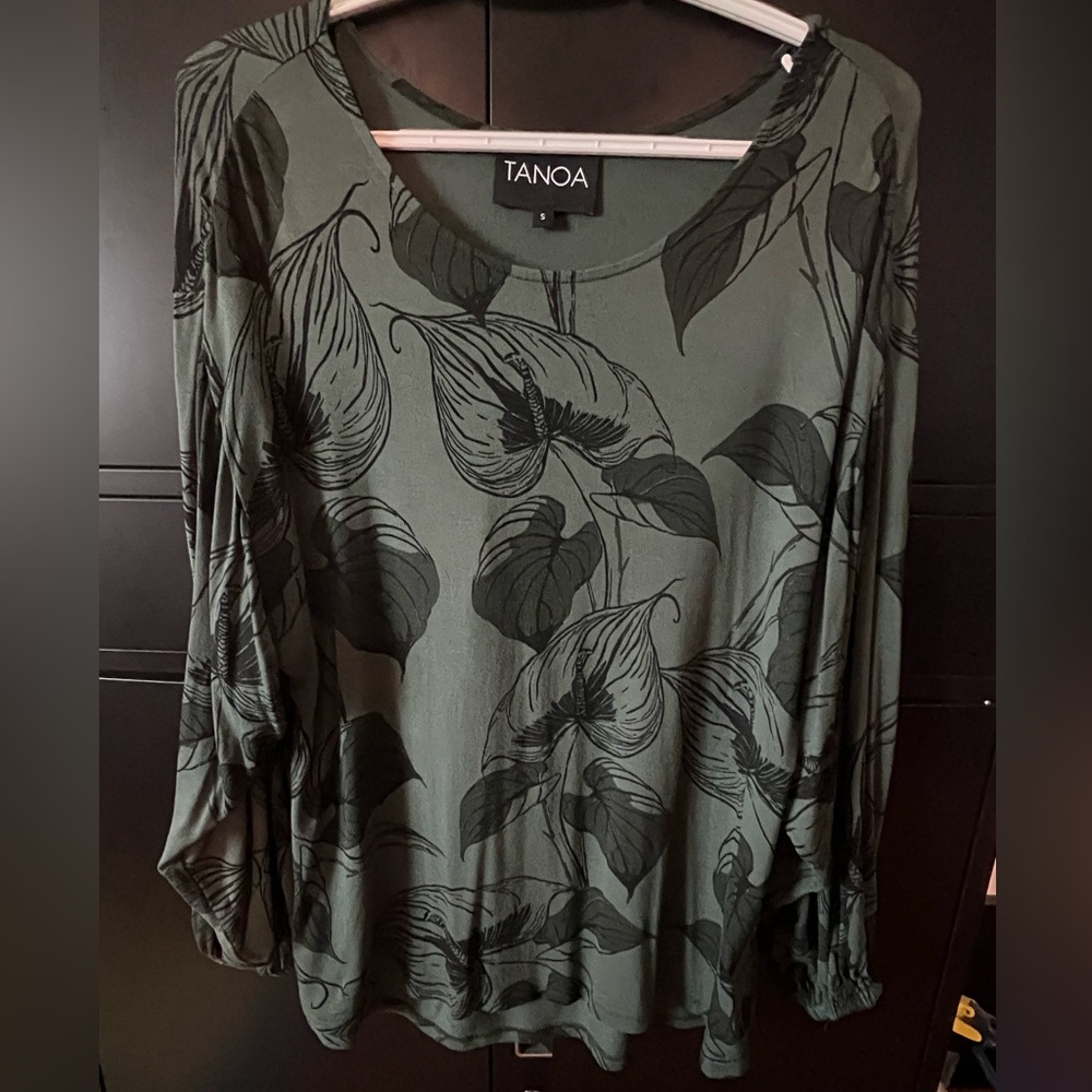 Tanoa Kalo print blouse